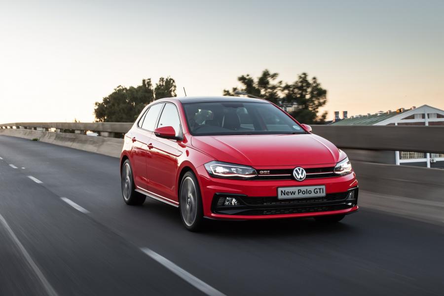  Volkswagen Polo GTI (Typ AW) 2018 года  (ZA) (фото 16 из 36)